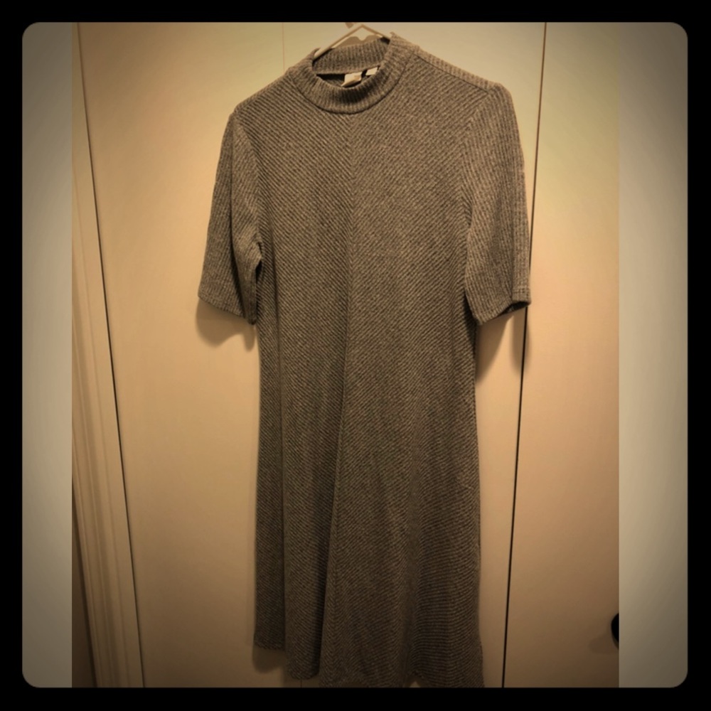 NWT Gap maternity dress